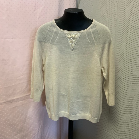 New with tags Ann Taylor cream sweater. - Picture 1 of 4